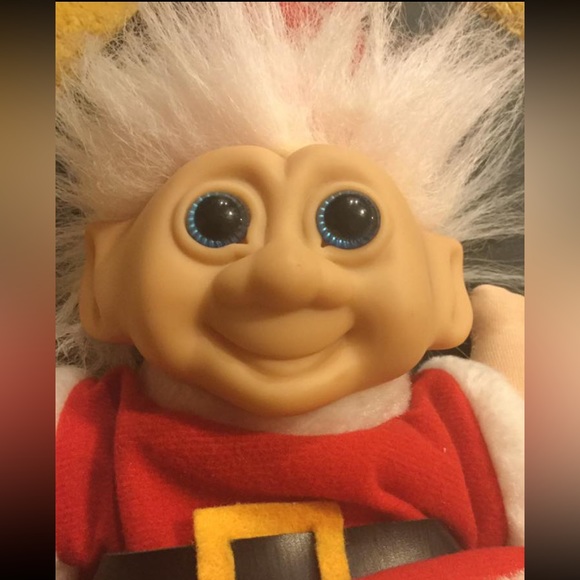 Troll doll with blue eyes Santa claus  12” tall with music, Christmas songs. - Picture 6 of 6